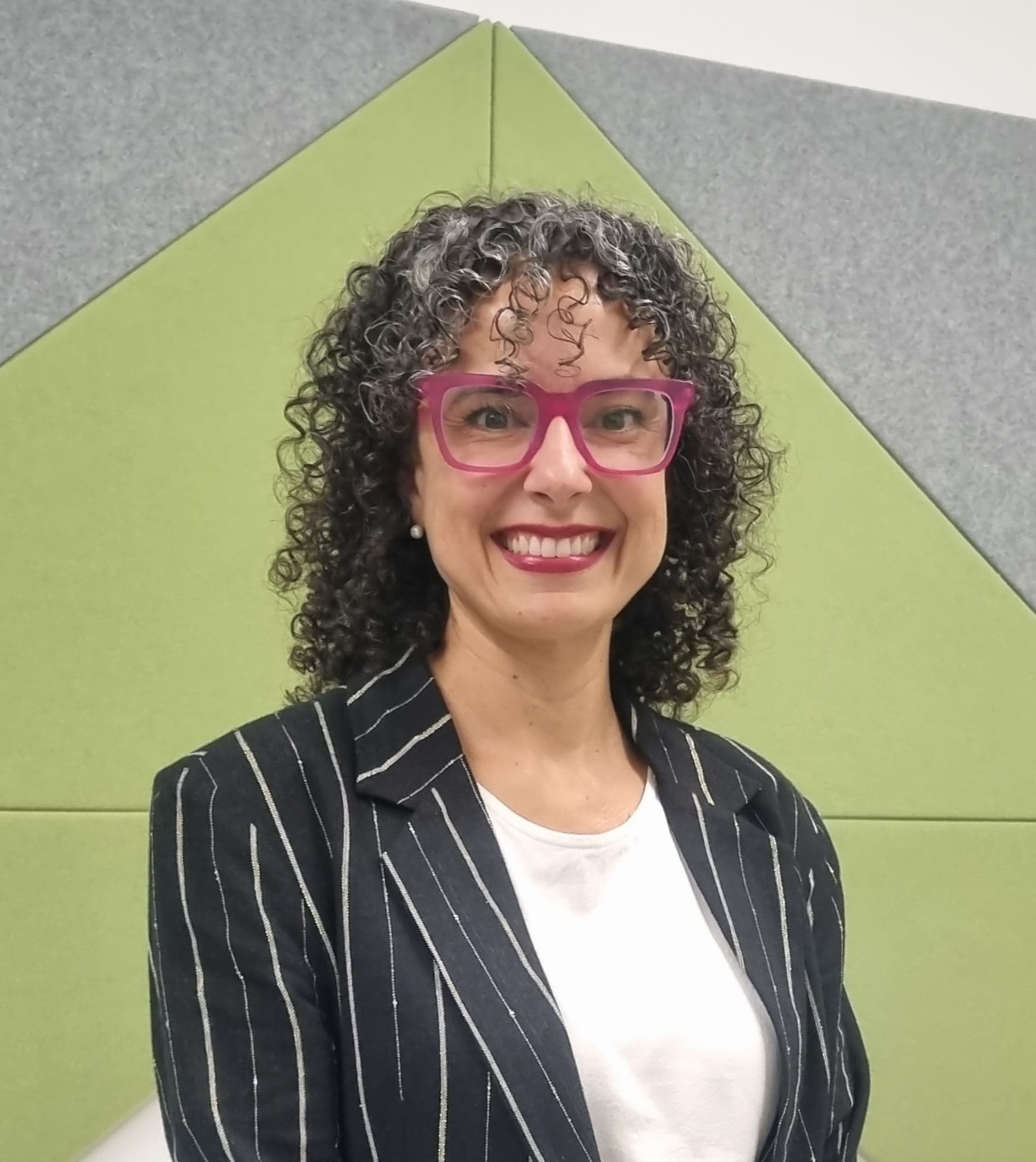 Barbara R Cardoso
